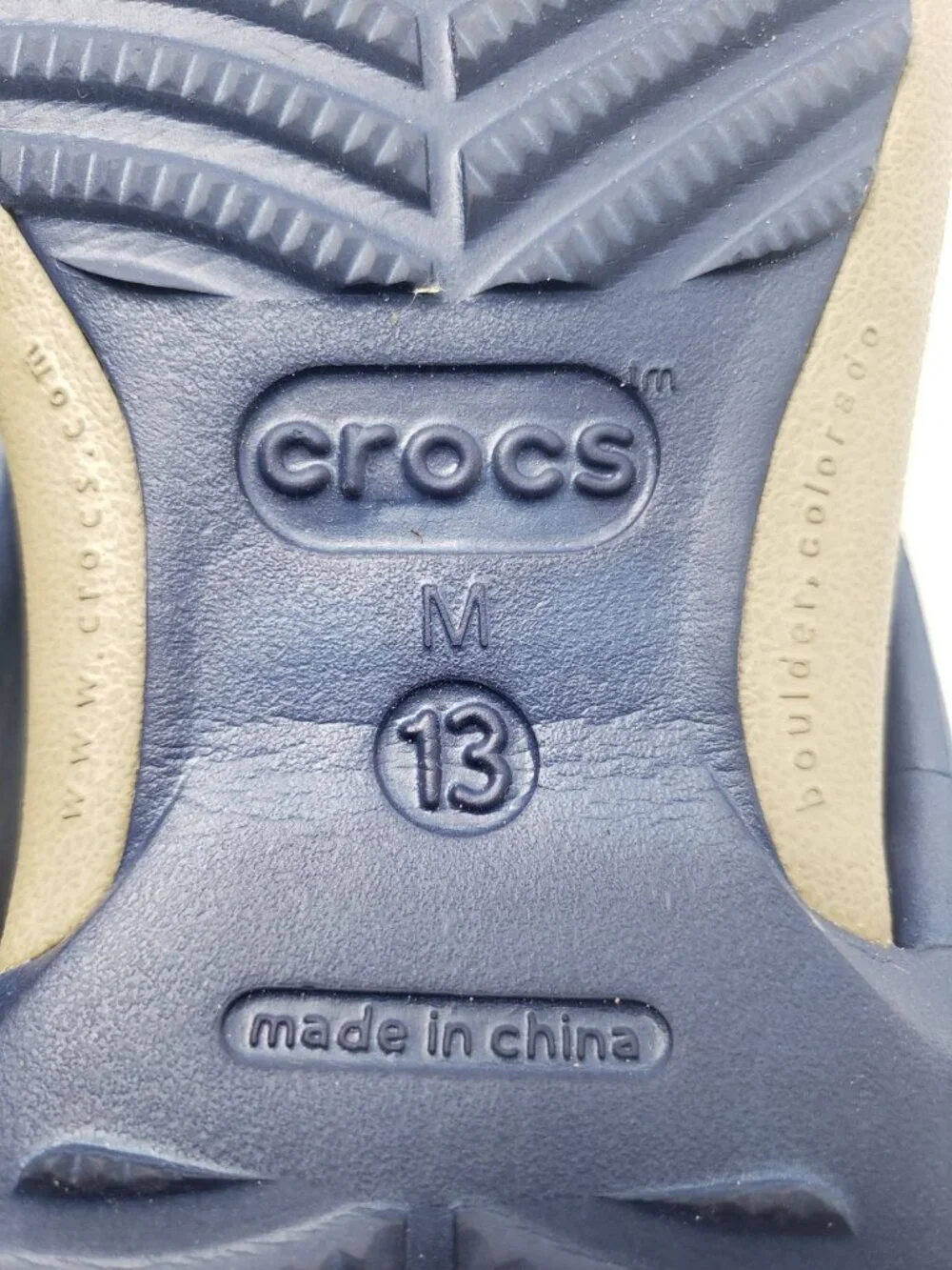 Crocs Men’s M13 Navy Blue Tan Flip Flop Thong Sandals Casual Comfort Shoes